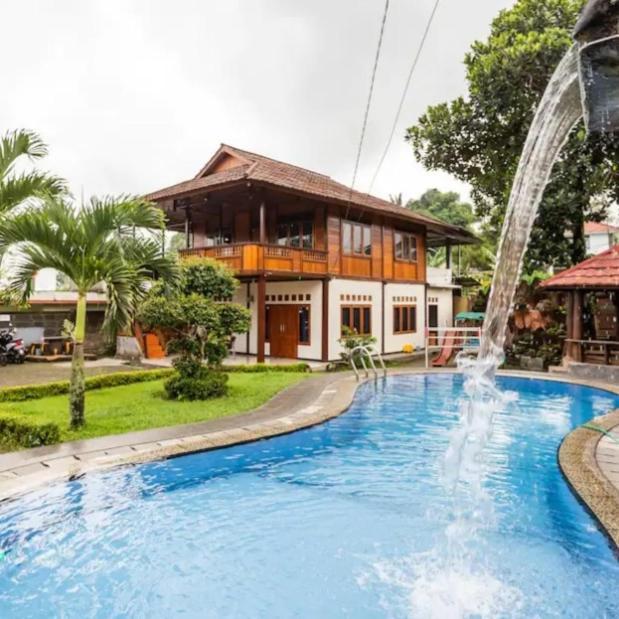 Villa Anjung Balak Cisarua Exterior foto